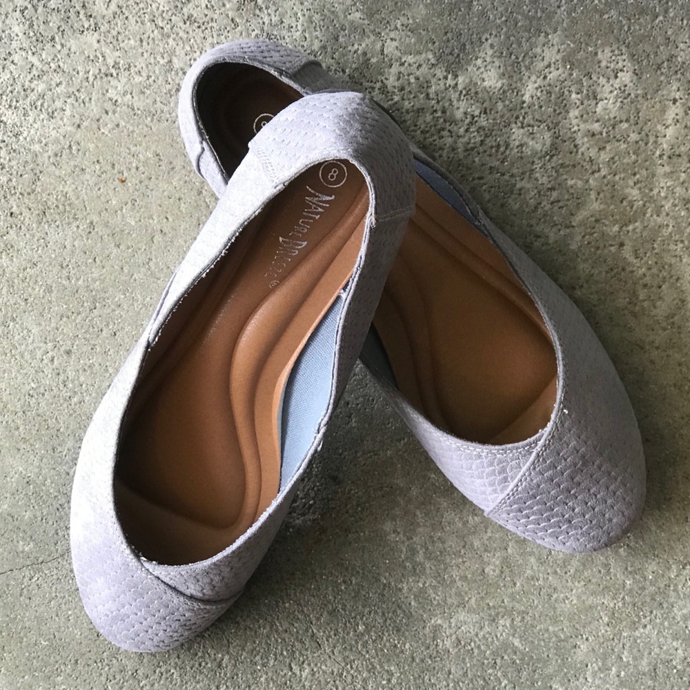 Nature B Scalloped gray faux suede ballerina FLAT - Picture 8 of 8